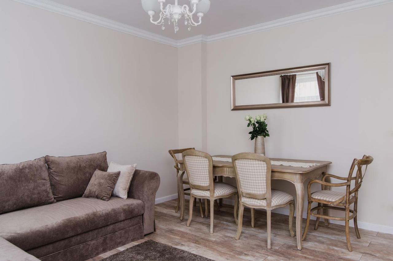 Apartament Starowka Gdansk Osiek Apartment ภายนอก รูปภาพ
