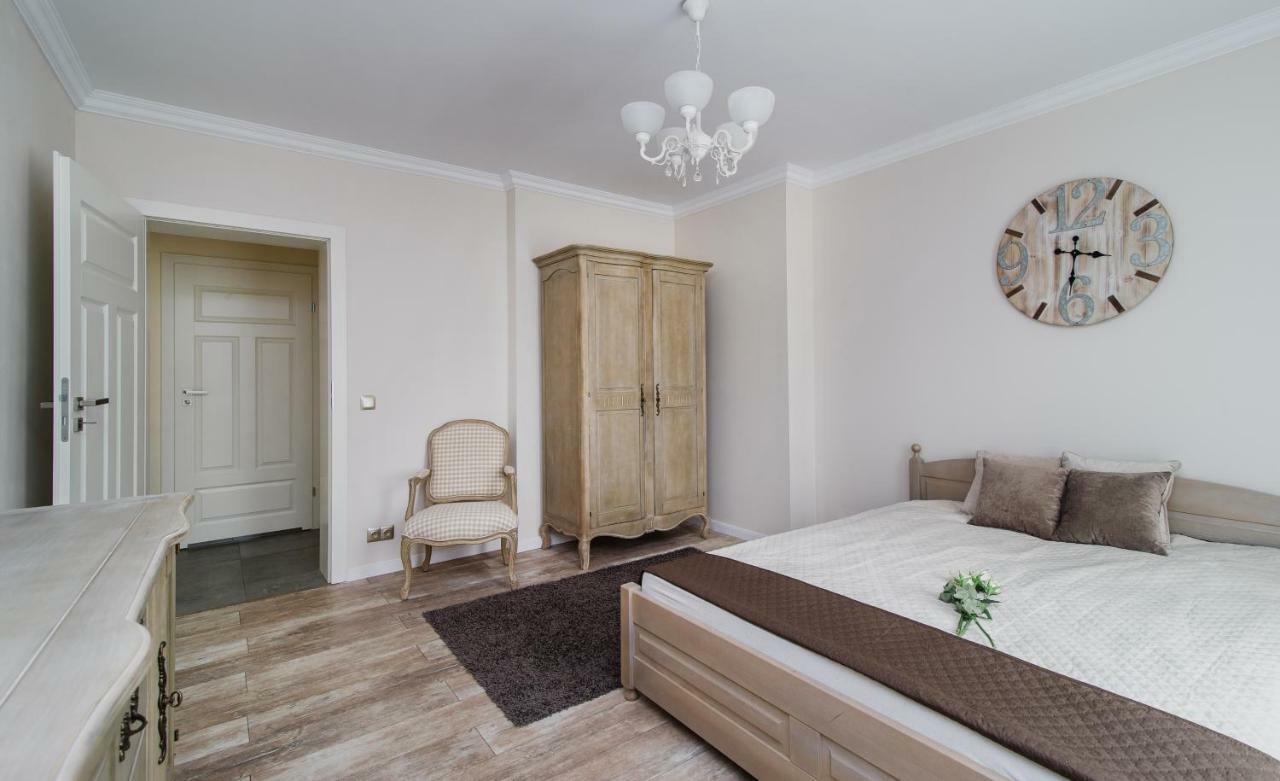 Apartament Starowka Gdansk Osiek Apartment ภายนอก รูปภาพ
